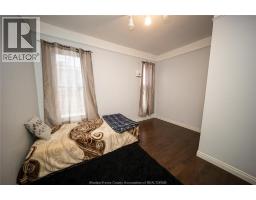 894 UNIVERSITY AVENUE - 33