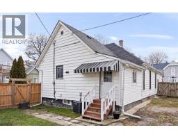 894 UNIVERSITY AVENUE - 40