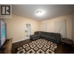 894 UNIVERSITY AVENUE - 6