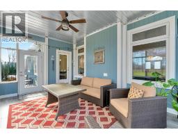295 CRYSTAL BAY DRIVE - 17