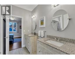 295 CRYSTAL BAY DRIVE - 20