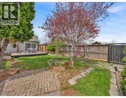 21 TOFFLEMIRE COURT - 33