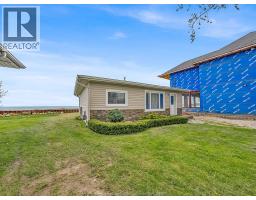 162 Robson Rd - 3