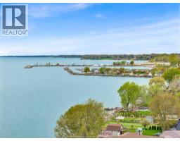162 Robson Rd - 31