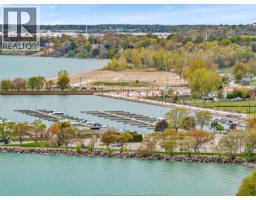 162 Robson Rd - 33