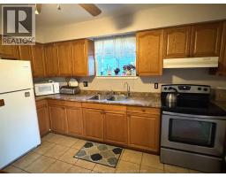 2527 PILLETTE ROAD - 8