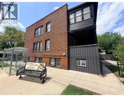1094 Lincoln ROAD - 5