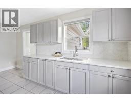 1073 JEFFERSON - 16