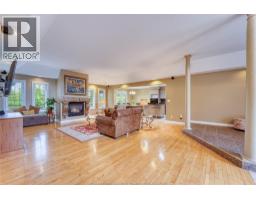 2703 LOMBARDY CRESCENT - 10