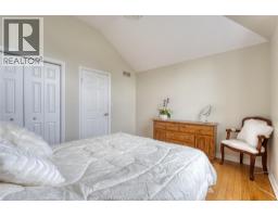 2703 LOMBARDY CRESCENT - 30