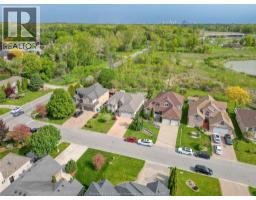 2703 LOMBARDY CRESCENT - 6