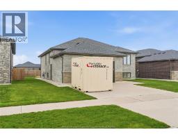 98 PETER AVENUE - 3