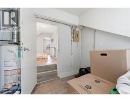 1021 WELLINGTON AVENUE - 13