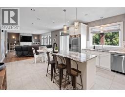 225 ELSWORTH - 12