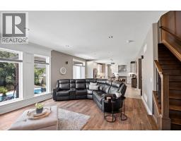 225 ELSWORTH - 7