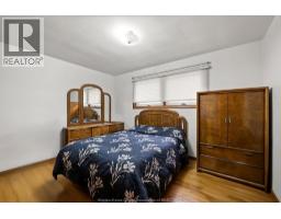 1670 CAMPBELL AVENUE - 12