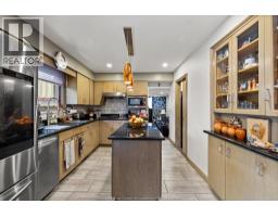 1670 CAMPBELL AVENUE - 8