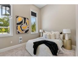1014 LILYDALE - 35