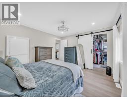 25 PARKSIDE - 18