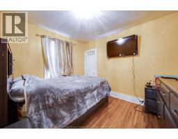 1180 LANGLOIS AVENUE - 18