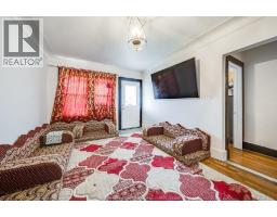 1180 LANGLOIS AVENUE - 8