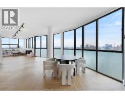 515 RIVERSIDE DRIVE West UnitNo. 1701 - 19