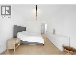 515 RIVERSIDE DRIVE West UnitNo. 1701 - 22