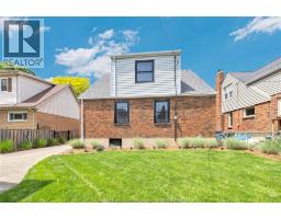 2005 AMIENS AVENUE - 38