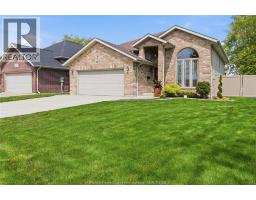 8578 MENARD - 1