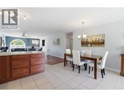 8578 MENARD - 12