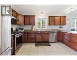 8578 MENARD - 13