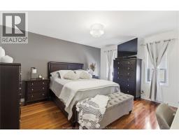 8578 MENARD - 19