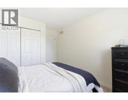 8578 MENARD - 26