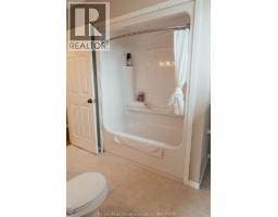 121 Queen STREET South - 21