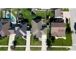 121 Queen STREET South - 43