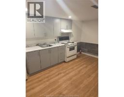 3531 Peter STREET - 7