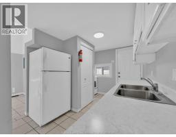 1153 UNIVERSITY AVENUE East - 20