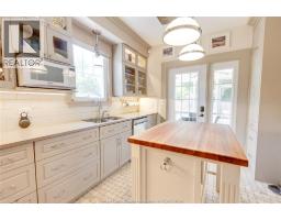 221 VILLAIRE AVENUE - 15