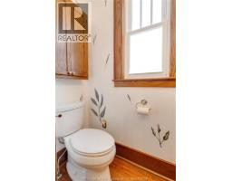 221 VILLAIRE AVENUE - 21