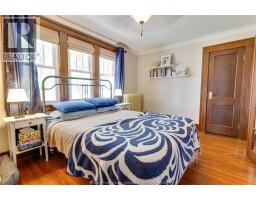 221 VILLAIRE AVENUE - 25