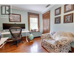 221 VILLAIRE AVENUE - 28