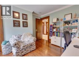 221 VILLAIRE AVENUE - 30