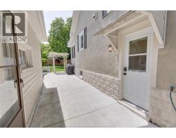 221 VILLAIRE AVENUE - 39