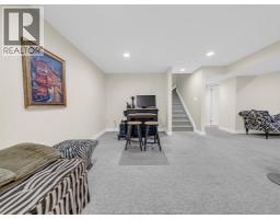 1630 NAPLES CRESCENT - 34