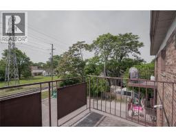 1655 Rooney STREET - 32