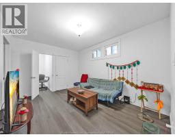 154-156 ELLIOTT STREET West - 35