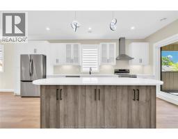 3371 BYNG ROAD - 7