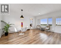 208 ROBSON ROAD - 25