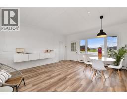 208 ROBSON ROAD - 28