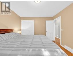54 HOPE CRESCENT - 15
